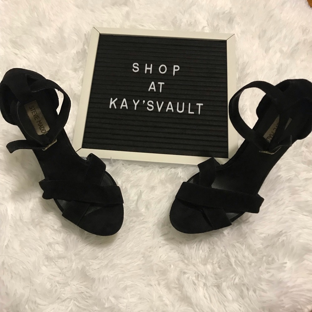 Used Steve Madden “Xenon” Wedges